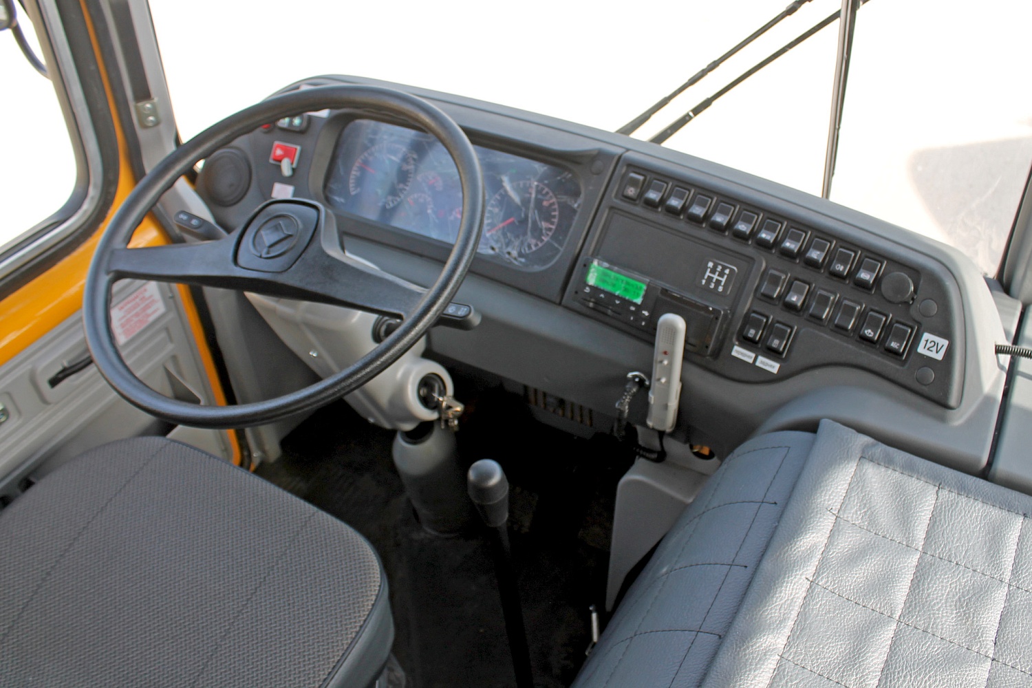 Автобус ПАЗ-320570-04 Школьный