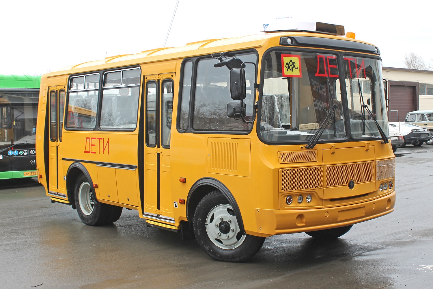 Автобус ПАЗ-320570-04 Школьный