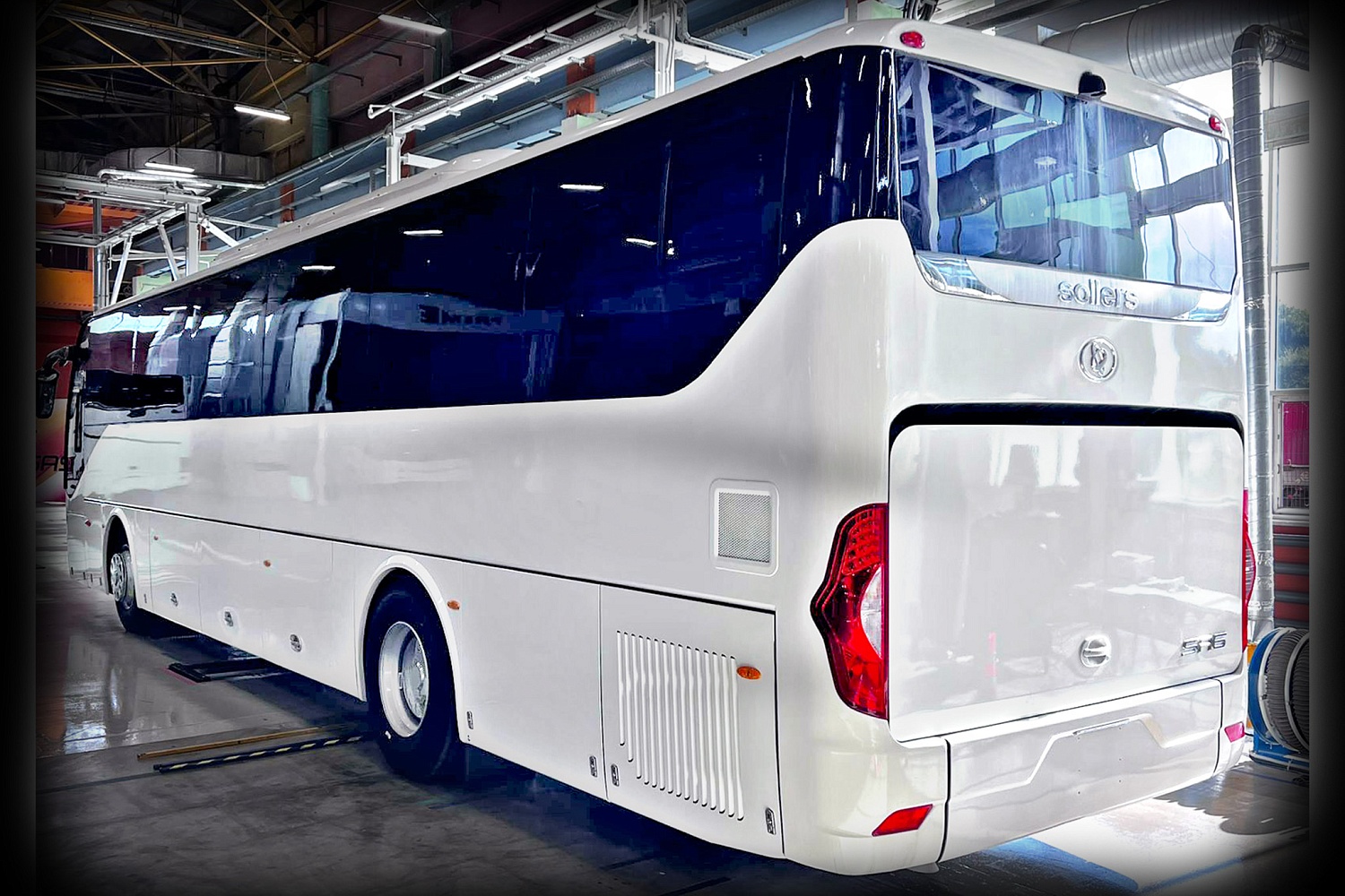 Автобус SOLLERS SA6 (12)